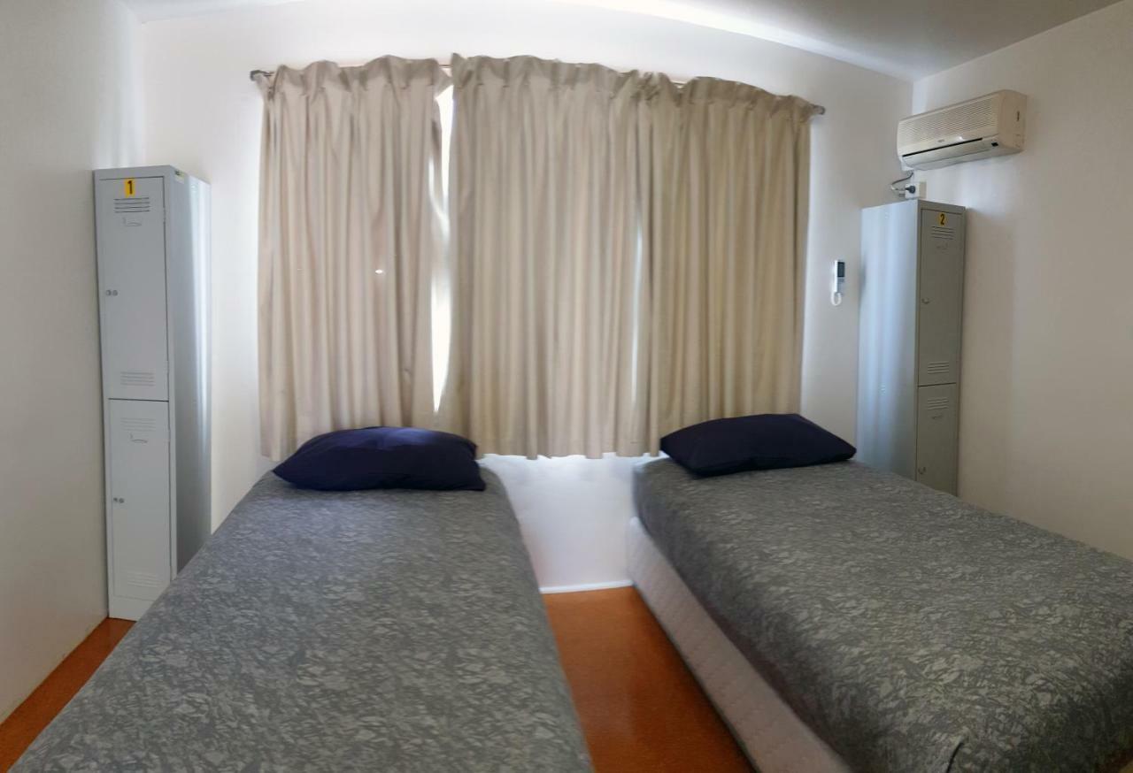 Bunkers Backpackers Busselton Exterior foto